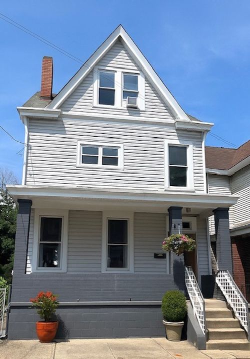 211 21st St, Sharpsburg, PA, 15215-2830 | Card Image