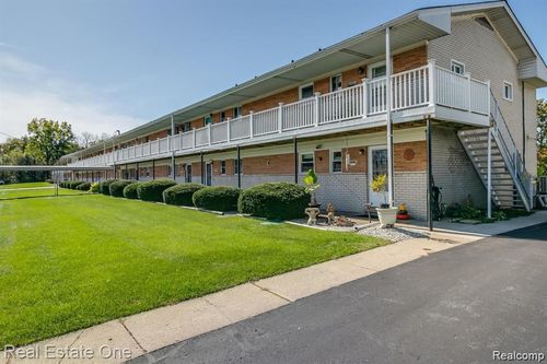 24-26955 Milford Road Road, Lyon Charter Township, MI, 48178 | Card Image