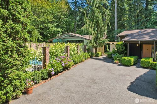19419 Grannis Rd, Bothell, WA, 98012-6959 | Card Image