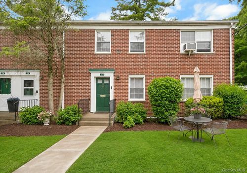 117-7 Fieldstone Dr, Hartsdale, NY, 10530-1529 | Card Image