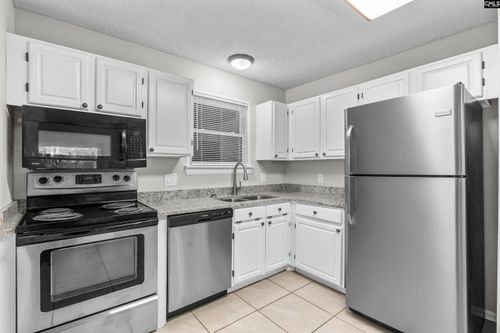 625 Edgewater Ln, West Columbia, SC, 29169-6944 | Card Image