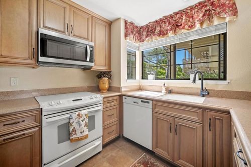 410 Pheasant Ridge Rd, Del Rey Oaks, CA, 93940-5761 | Card Image