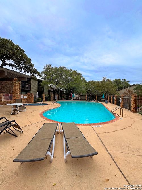 1602-11815 Vance Jackson Rd, San Antonio, TX, 78230-1456 | Card Image