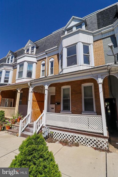 811 W Poplar St, YORK, PA, 17401-3638 | Card Image