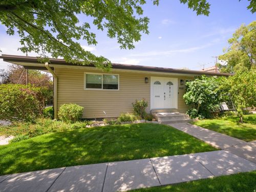 4533 S Tanglewood Dr, Holladay, UT, 84117-4218 | Card Image