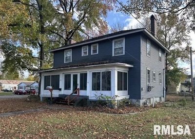 422 E Church Street, House other with 4 bedrooms, 2 bathrooms and null parking in Benton IL | Image 1