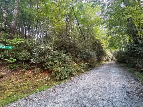 Lot 16 Toxaway Falls Dr, Lake Toxaway, NC, 28747-8680 | Card Image