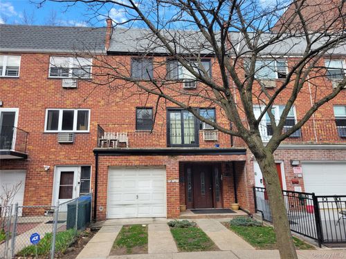 84-44 120th St, Kew Gardens, NY, 11415-3107 | Card Image