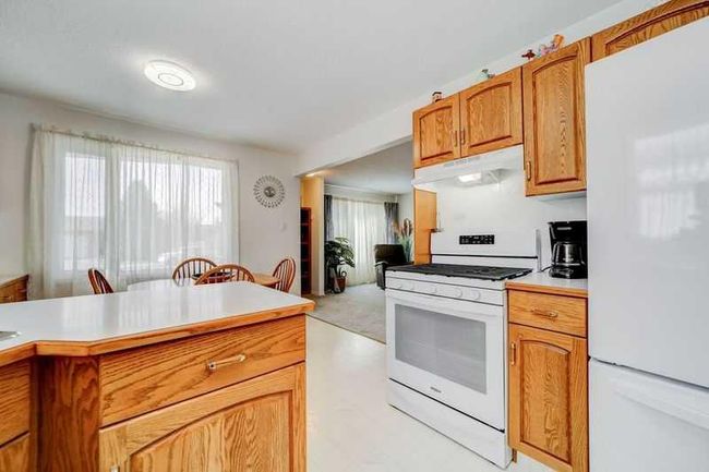 2220 24 Avenue, Home with 3 bedrooms, 1 bathrooms and 4 parking in Coaldale AB | Image 11