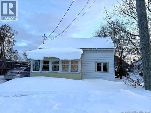 62 Duncan St, Campbellton, NB, E3N2K9 | Card Image
