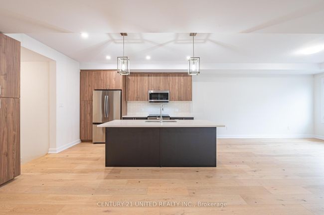 323 Mullighan Gdns, House other with 4 bedrooms, 4 bathrooms and 2 parking in Peterborough ON | Image 7
