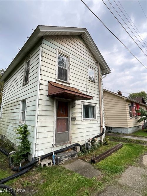 30 W Water Street, Lowellville, OH, 44436 | Card Image