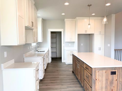183-936 E 410 N, Hyde Park, UT, 84318-3249 | Card Image