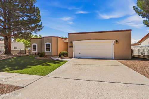 3268 View Dr, Las Cruces, NM, 88011-4959 | Card Image