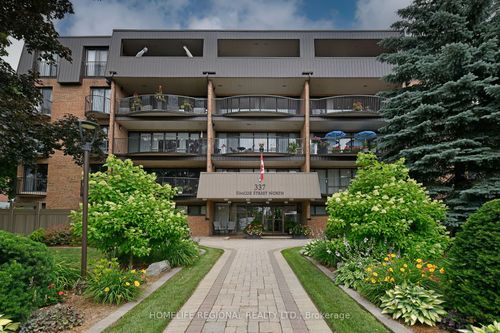306-337 Simcoe St N, Oshawa, ON, L1G4T2 | Card Image