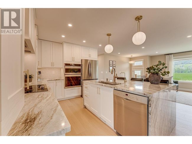 8935 Kalamalka Rd, House other with 4 bedrooms, 3 bathrooms and 30 parking in Coldstream BC | Image 13
