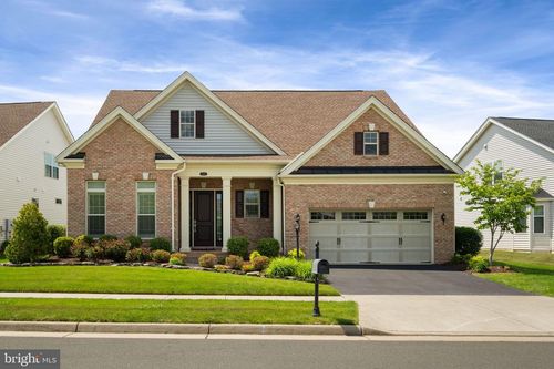 6010 Trotters Point Ln, GAINESVILLE, VA, 20155-4211 | Card Image