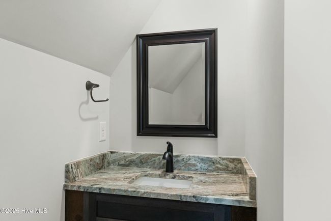 Bath #3 | Image 52