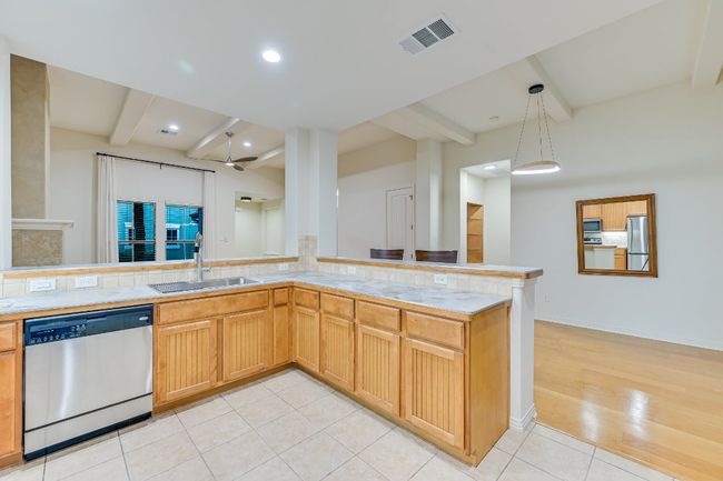 APT-10 - 6201 River Place Blvd, House other with 2 bedrooms, 2 bathrooms and null parking in Austin TX | Image 9