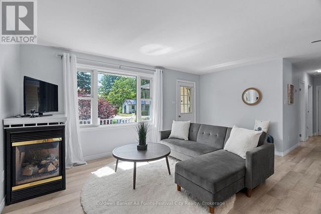 7 Andrew Cres, House other with 2 bedrooms, 1 bathrooms and 6 parking in Goderich ON | Image 8