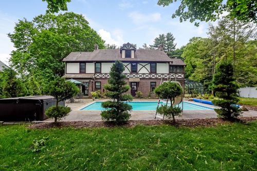 12 Old Post Rd, Cos Cob, CT, 06807-2622 | Card Image