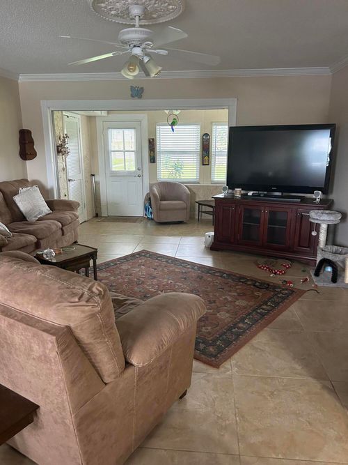 245-770 Lori Dr, Palm Springs, FL, 33461-1295 | Card Image