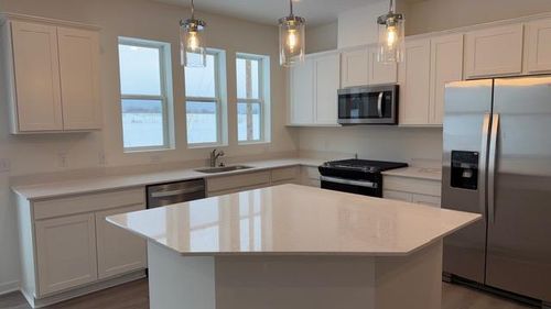 14971 Avondale Vw, Rosemount, MN, 55068-5587 | Card Image