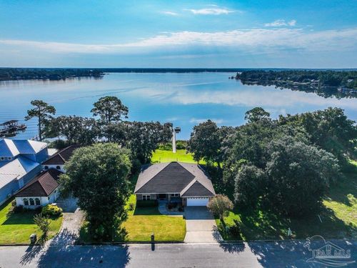 3996 Gordon Wells Dr, Milton, FL, 32583-2981 | Card Image