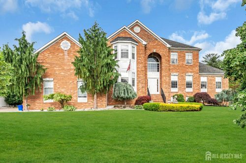 22 Amagansett Ln, Matawan, NJ, 07747-6851 | Card Image