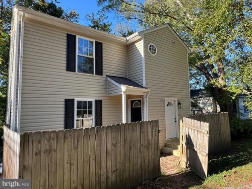 a-241 Cambridge St, FREDERICKSBURG, VA, 22405-1902 | Card Image
