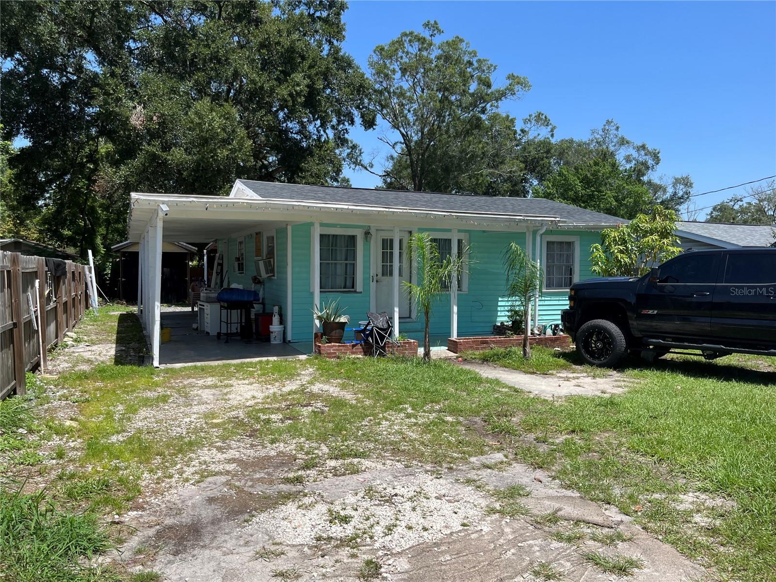 Magnolia Ave, Seffner, FL 33584
