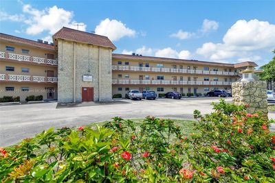 308 - 5001 W Oakland Park Blvd, Condo with 1 bedrooms, 1 bathrooms and null parking in Lauderdale Lakes FL | Image 2