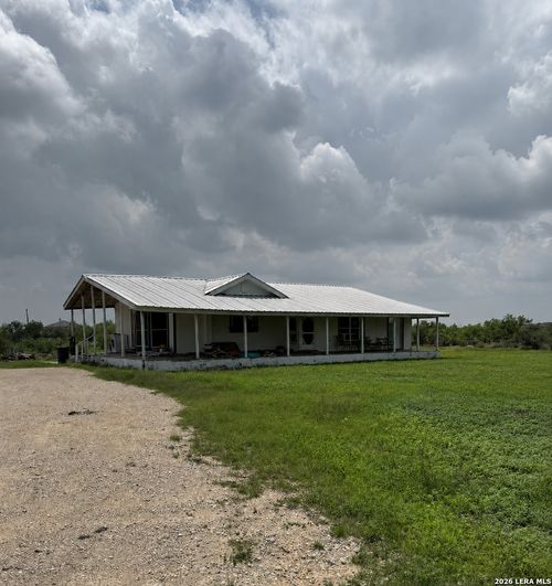 3030 County Road 4516, Hondo, TX, 78861 | Card Image