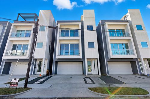 3304 Cline St, Houston, TX, 77020-6124 | Card Image