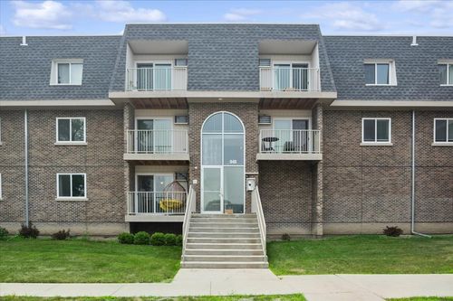 204-848 Mcintosh Court, Prospect Heights, IL, 60070 | Card Image