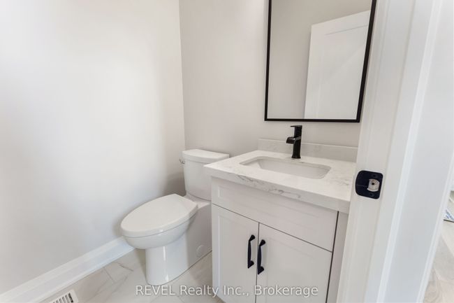 1 Elvira Way, House other with 4 bedrooms, 3 bathrooms and 4 parking in Thorold ON | Image 19