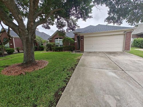 3814 Paigewood Dr, Pearland, TX, 77584-9462 | Card Image