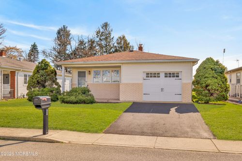 241 Charlotteville Drive N, Toms River, NJ, 08757 | Card Image