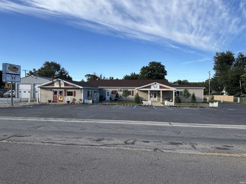 12150 N Us Hwy 421, Monticello, IN, 47960 | Card Image