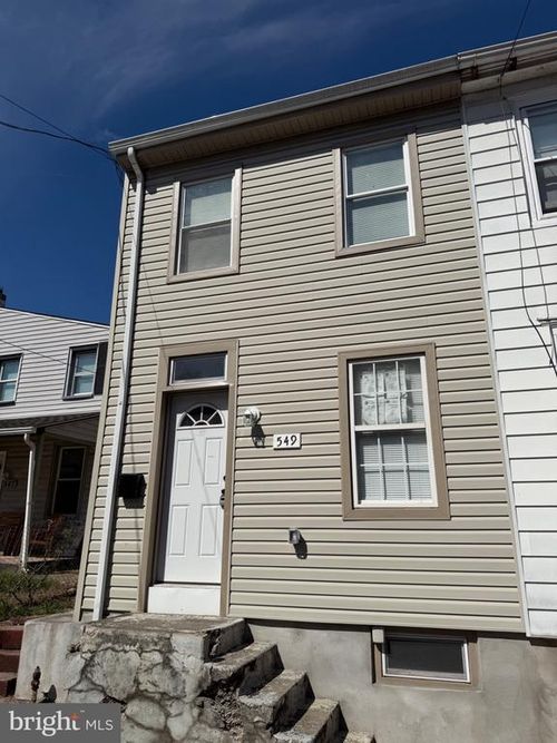 549 Chestnut St, POTTSTOWN, PA, 19464-5619 | Card Image