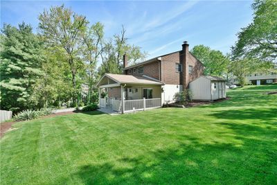 Awesome yard. Driveway has extra parking | Image 3