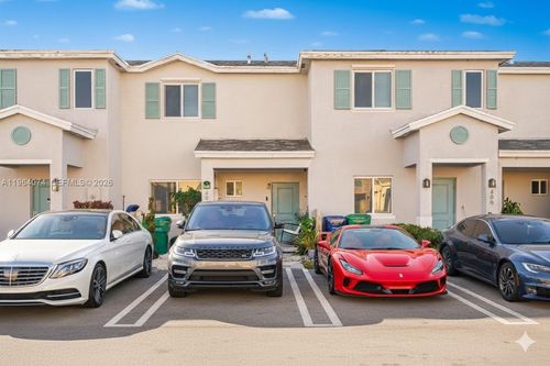 396 Nw 12th Pl, Florida City, FL, 33034-3142 | Card Image