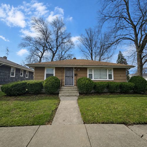 3617 Monroe St, Lansing, IL, 60438-2416 | Card Image