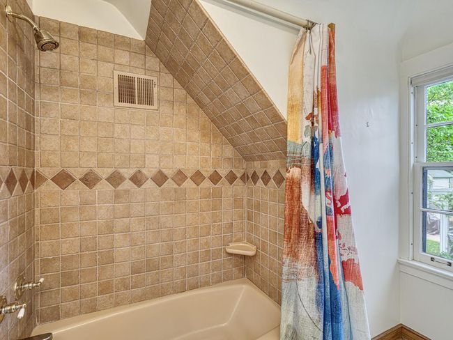 26 - Primary Bathroom.jpg | Image 27