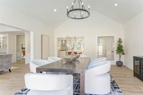 11618 Lakeside Place Dr, Houston, TX, 77077-3216 | Card Image