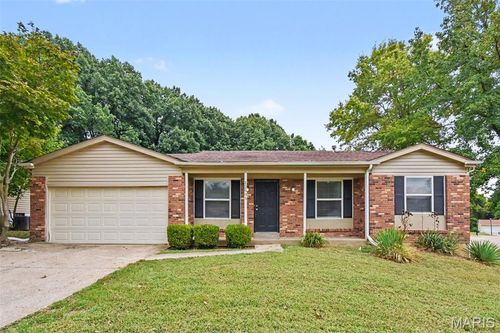 12995 Verwood Drive, Florissant, MO, 63033 | Card Image