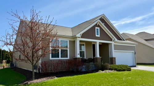 719 Foxborough Rd, South Elgin, IL, 60177-2190 | Card Image