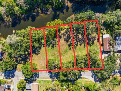 2011 E Mulberry Dr, Tampa, FL, 33604-3545 | Card Image