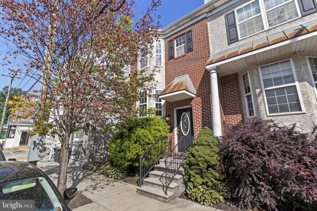 Elm St, Conshohocken, PA 19428