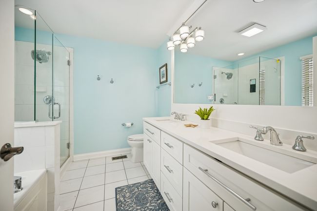 2306 Sundrop Dr, House other with 3 bedrooms, 4 bathrooms and 2 parking in Glenview IL | Image 12